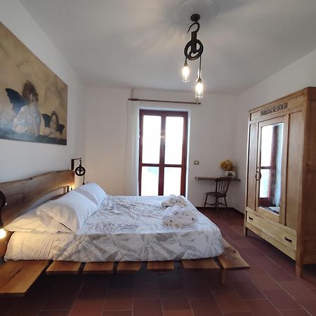Ca Di Me Villa La Morra Værelse billede