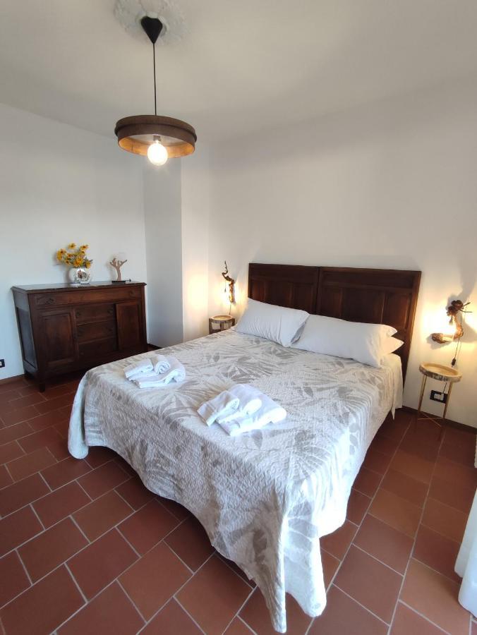 Ca Di Me Villa La Morra Eksteriør billede