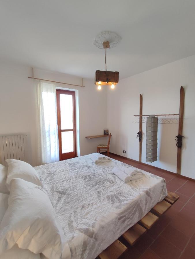 Ca Di Me Villa La Morra Eksteriør billede