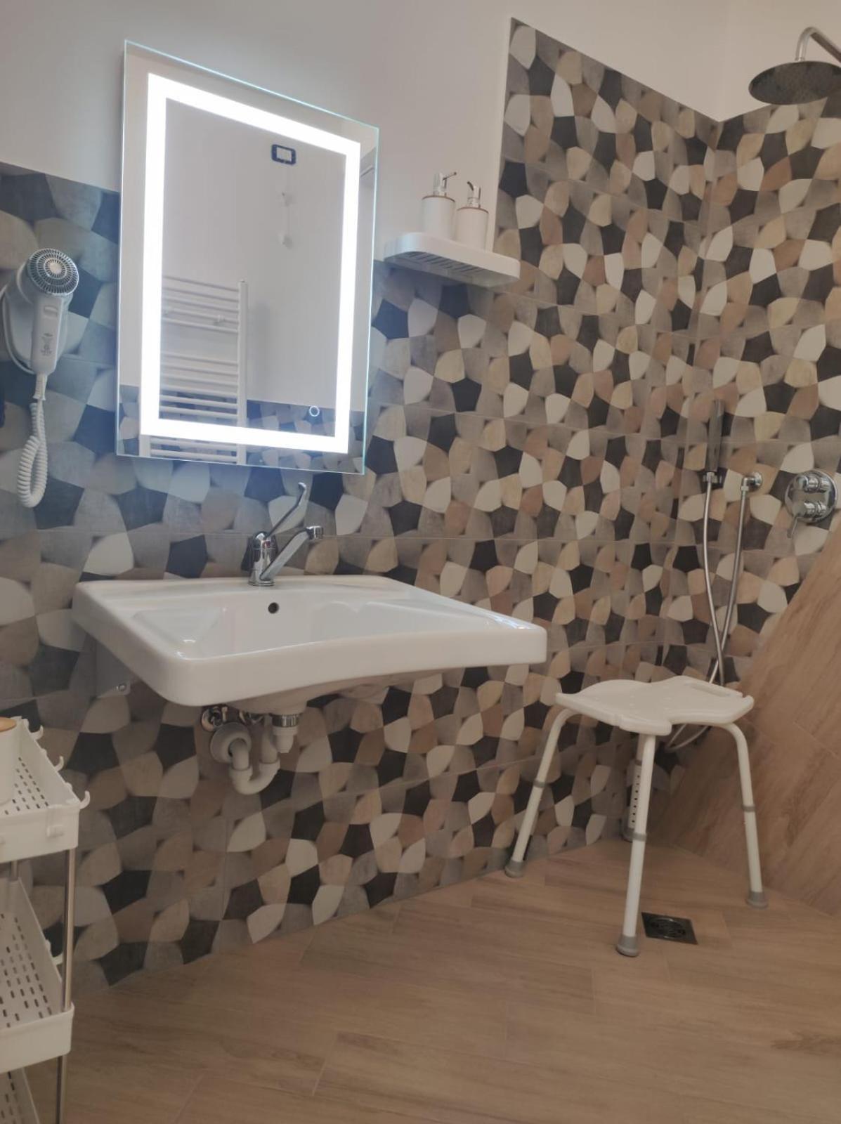Ca Di Me Villa La Morra Eksteriør billede
